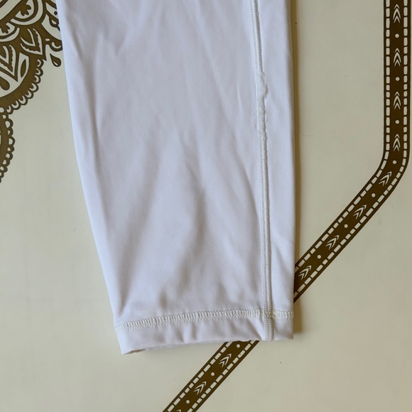 lululemon athletica White Leggings with Reflective Logo - Picture 3 of 6